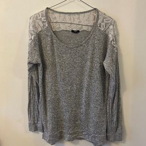 Light long sleeve shirt